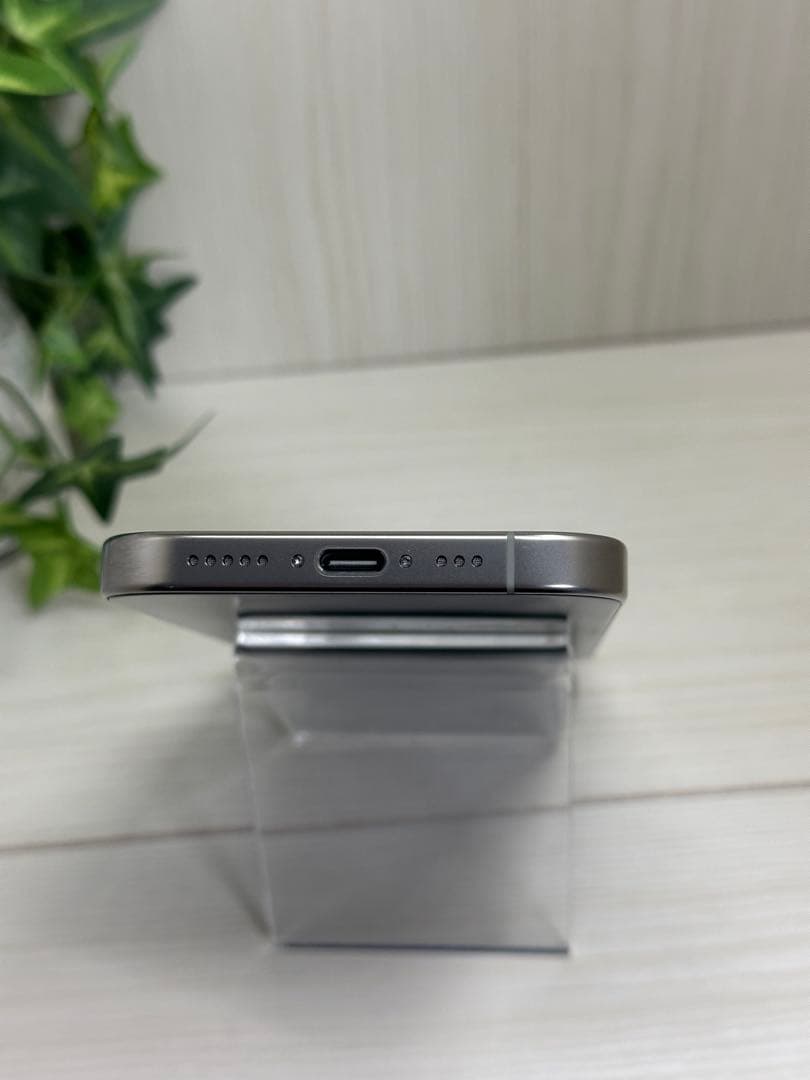 ✅✨美品✨iPhone16 pro 256GB❣️100%・充電13回