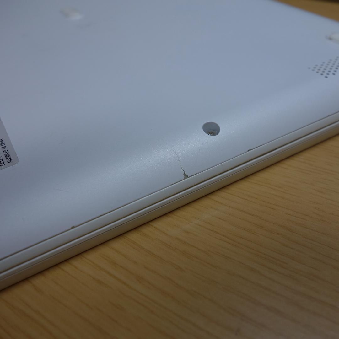 LAVIE Mobile◆Core m3-7Y30/128G/4G/電池長持