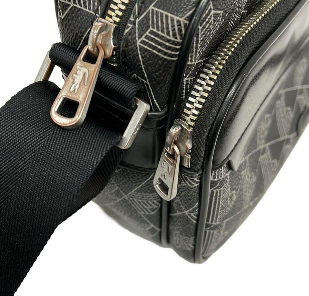 大人気ラコステボディバックモノグラム