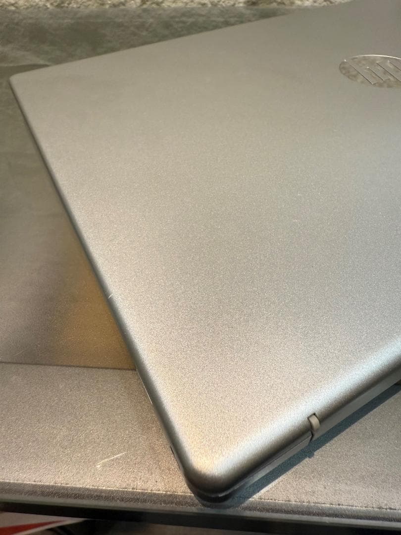 HP 15-fd ノートパソコン インテル第13世代 1334U 中古品