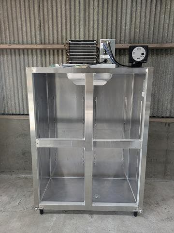 直接引き取り限定 2019年製 大和冷機 縦型冷蔵庫 421YCD-EC 愛知