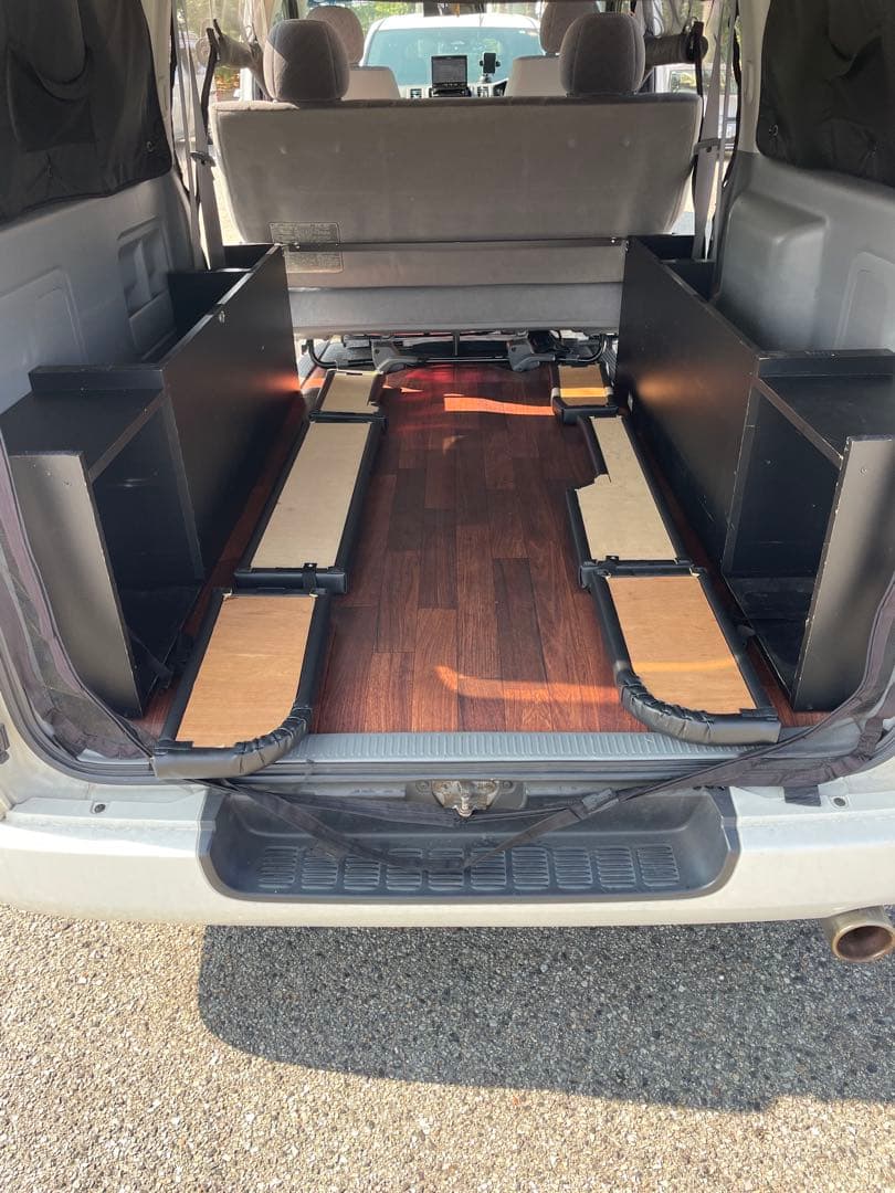 ハイエース200系　CRAFTPULS製ベットキット