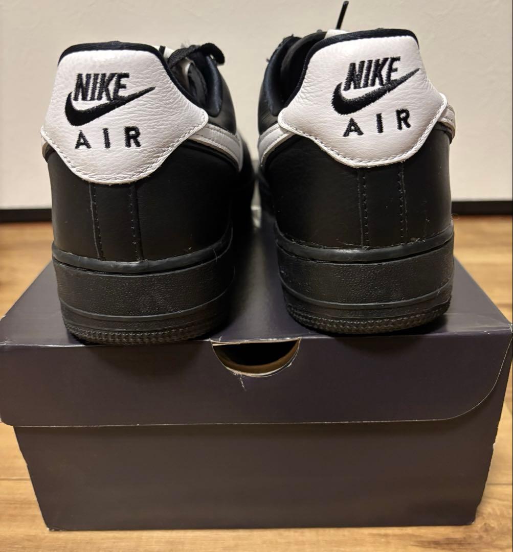 美品　NIKE エアフォース1 \"Black and White\" 26.5