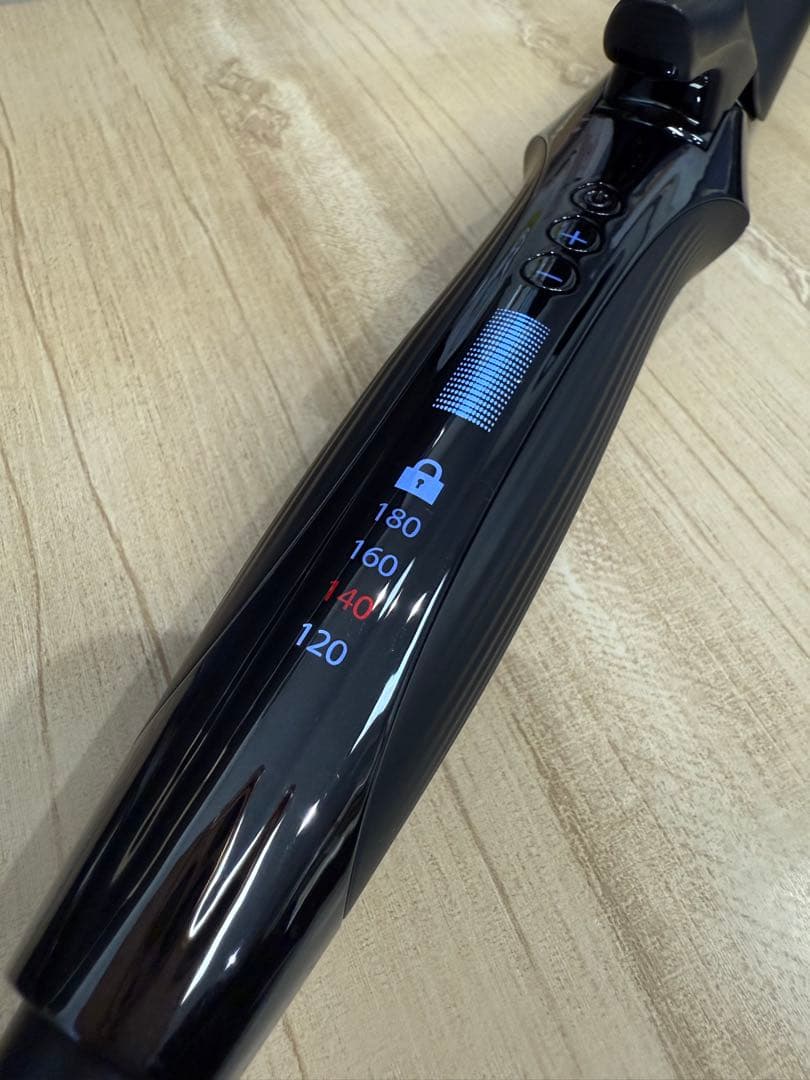 ヘアアイロン fiona