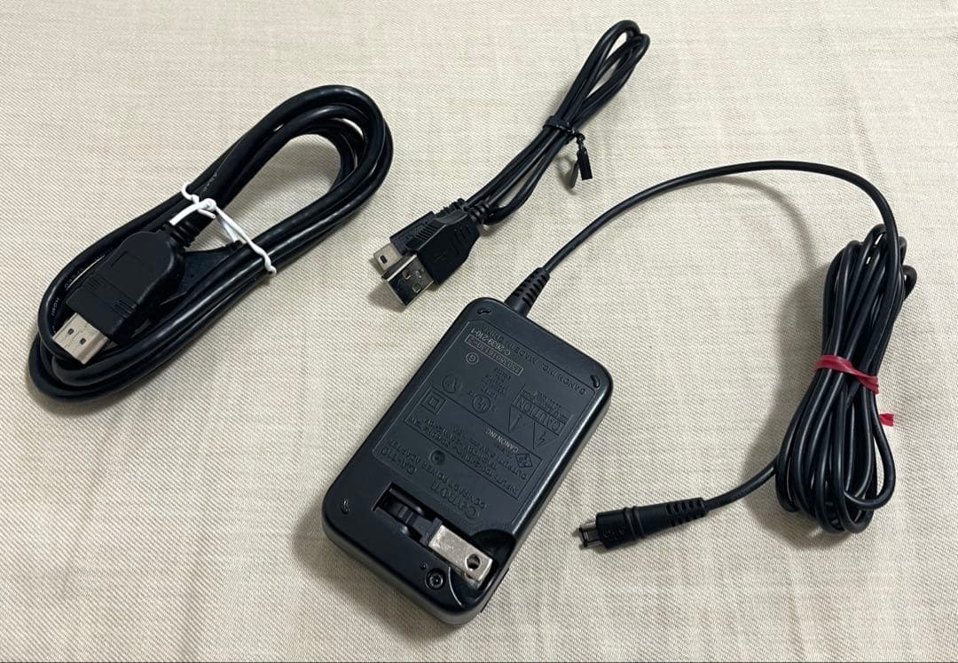 HDビデオカメラ Canon iVIS HF R62 (ベージュ)