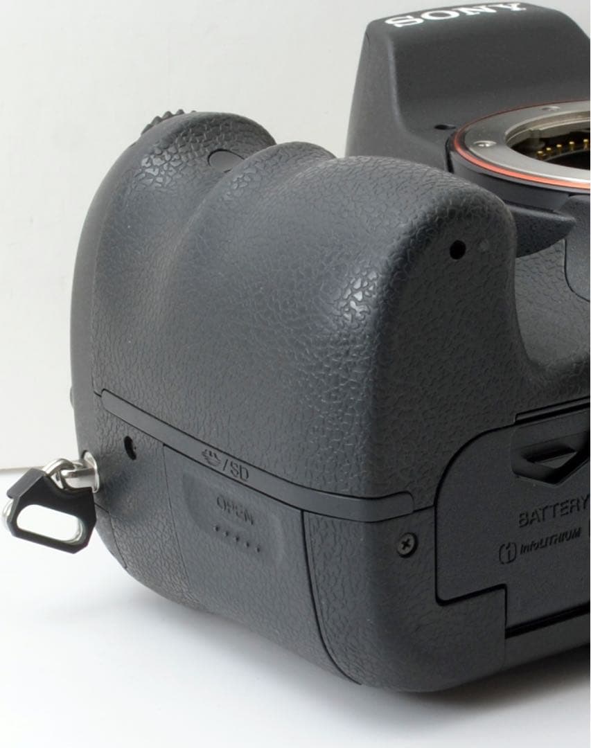 shellバック付き！SONY α77★S数約3000回★転送OK★Wレンズ付き