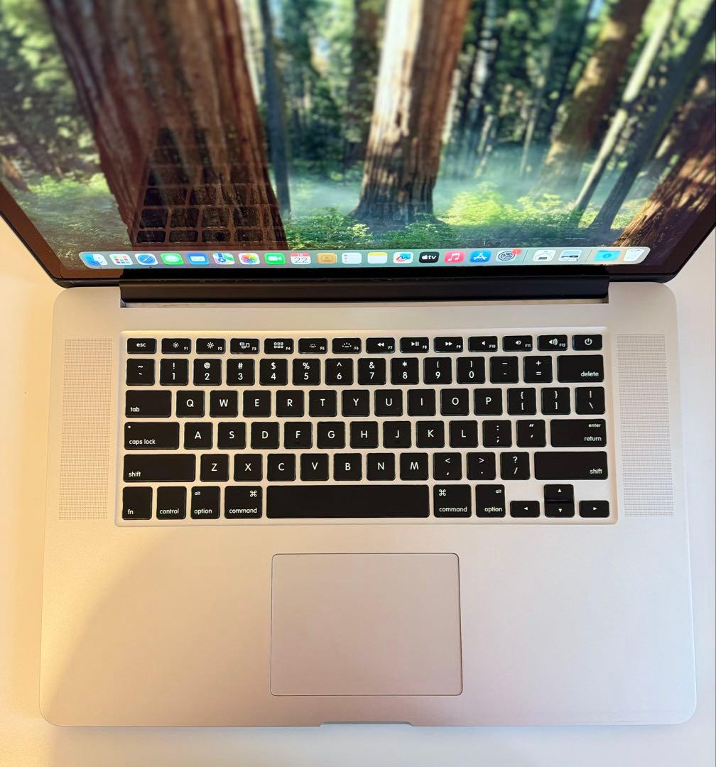 美品 Macbook Pro 2015 15インチ Windows 11 Pro