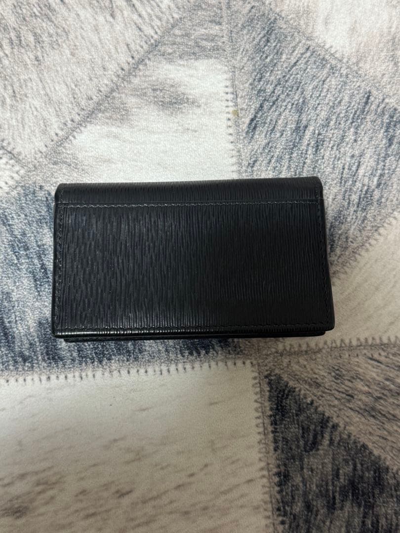 PRADA ブラックレザー　名刺入れ