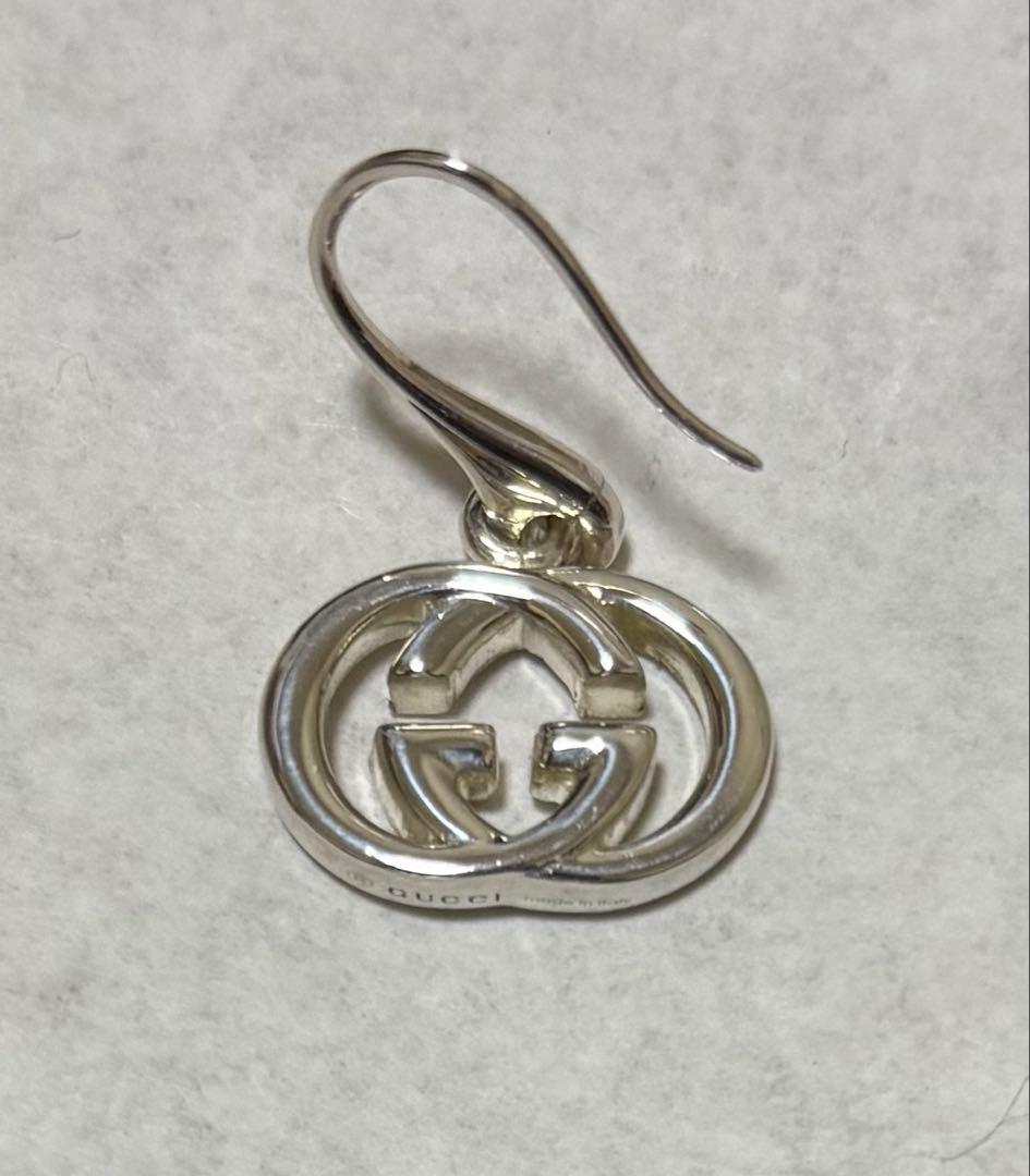 専用★GUCCI♬GGロゴインターロッキングピアス片耳用（1個）★used美品