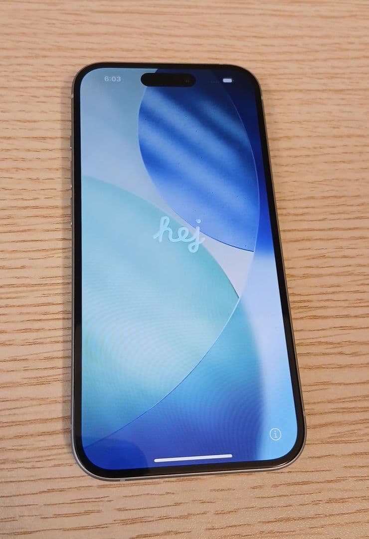 【美品】iPhone15 128GB ブルー　SIMフリー