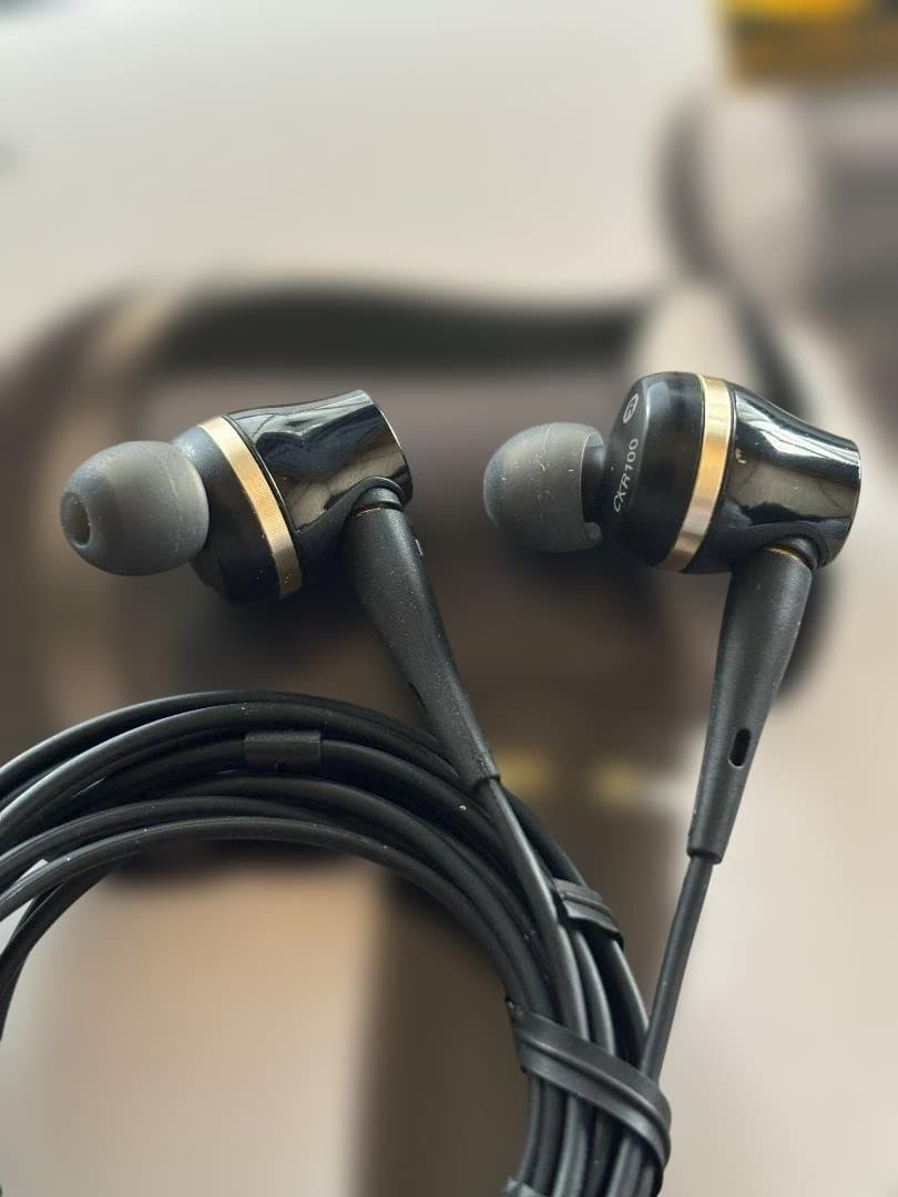 【付属品完備】audio-technica ATH-CKR100 イヤホン