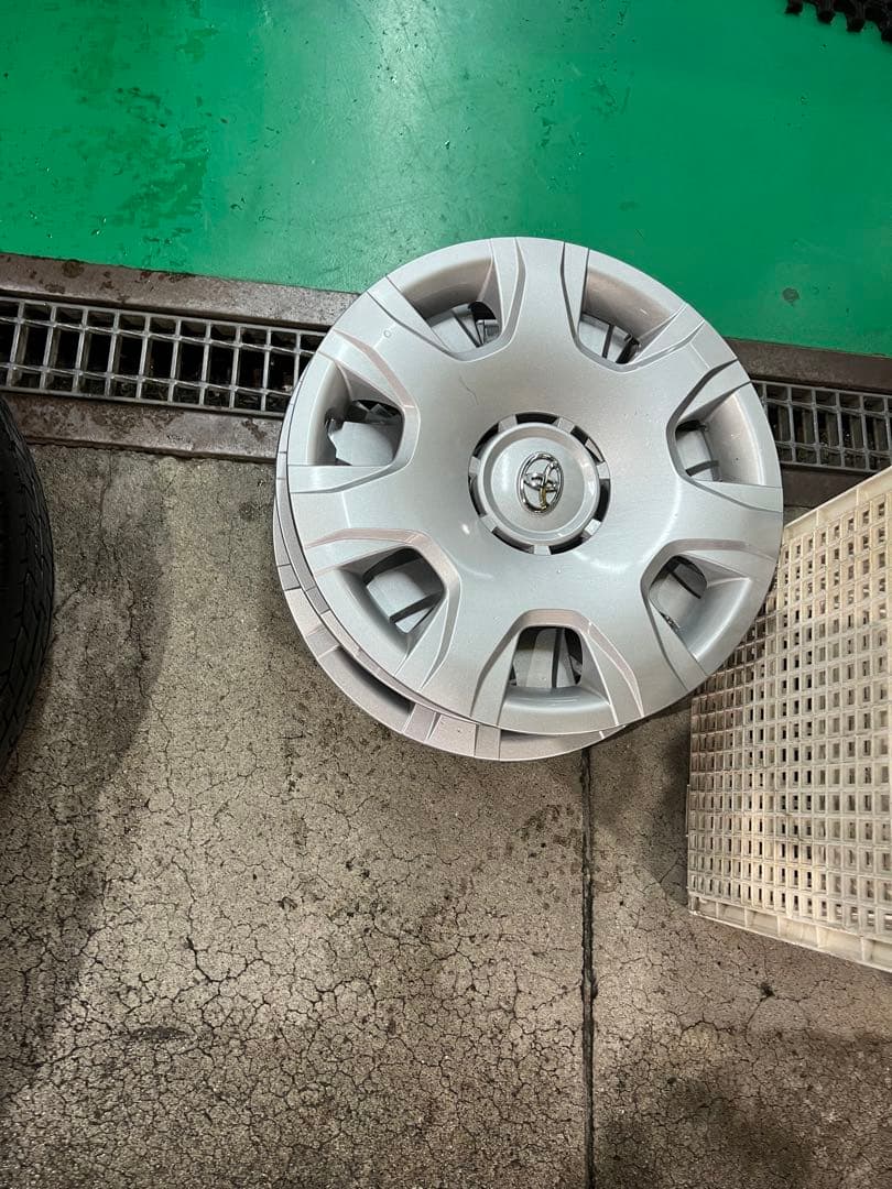 ハイエース純正ホイールタイヤセット