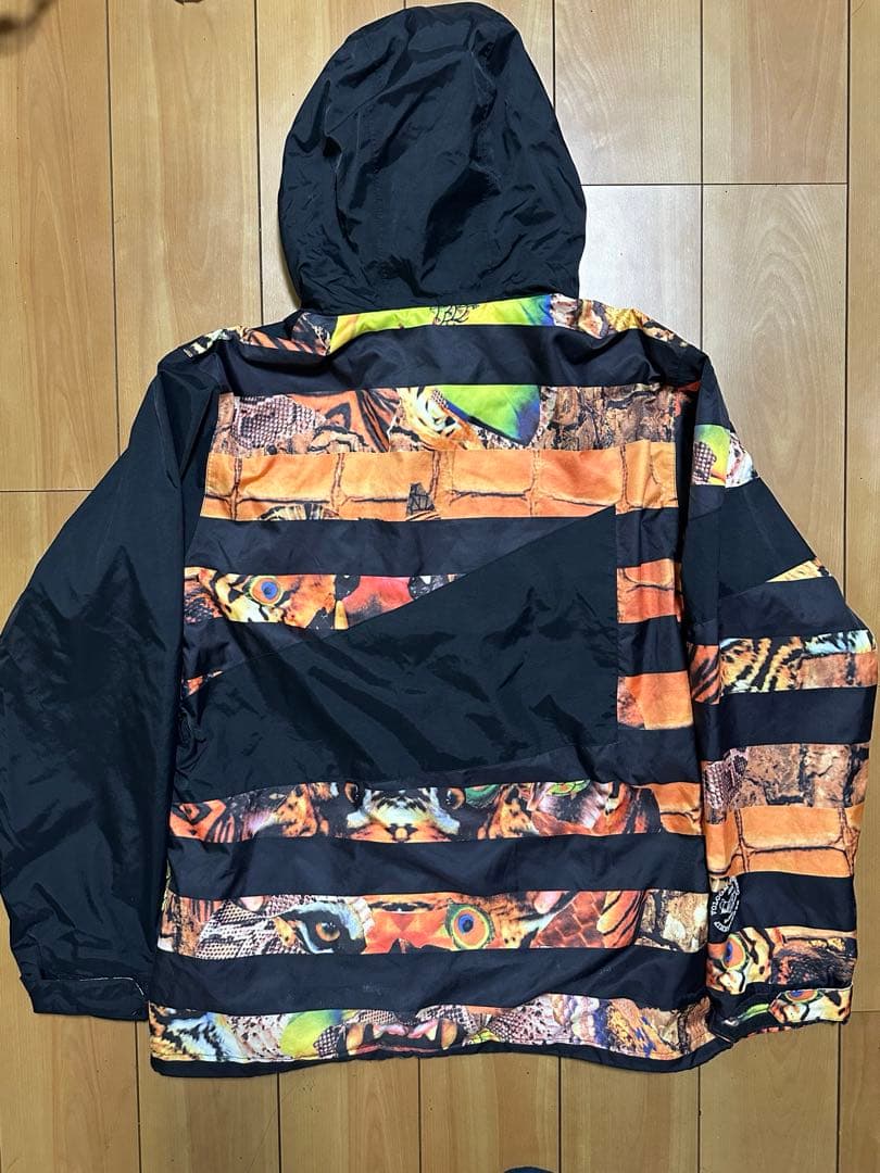 VOLCOM 柄フード スノーボードウェア スキー
