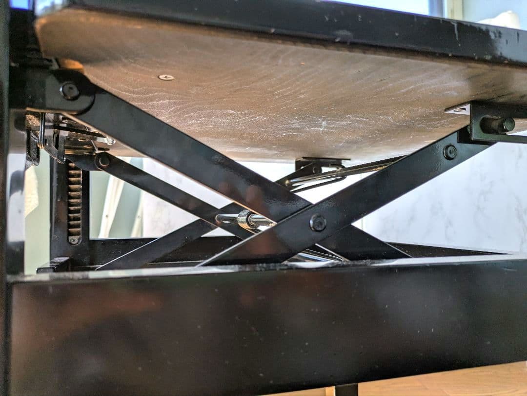 YAMAHAトムソン椅子