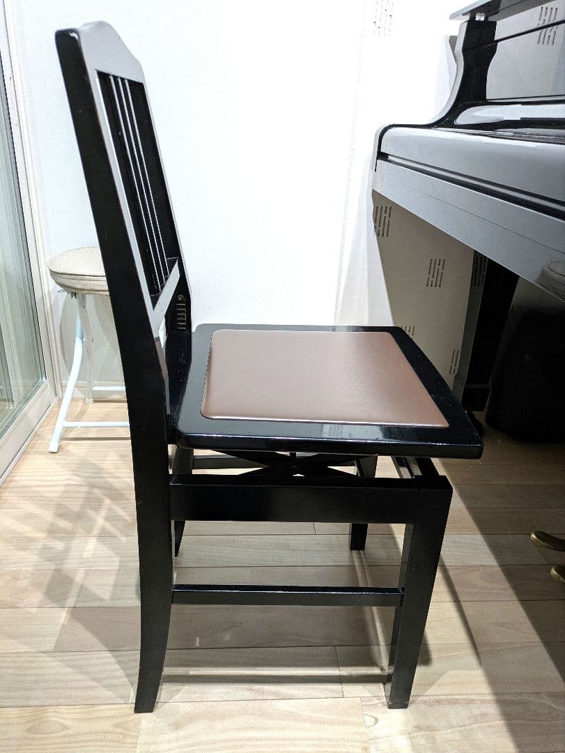 YAMAHAトムソン椅子