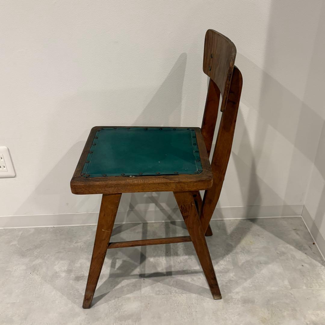 作業用チェア　ワークチェア　図工室　レトロチェア　緑　レザー　木製