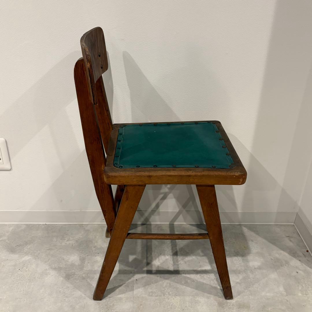 作業用チェア　ワークチェア　図工室　レトロチェア　緑　レザー　木製