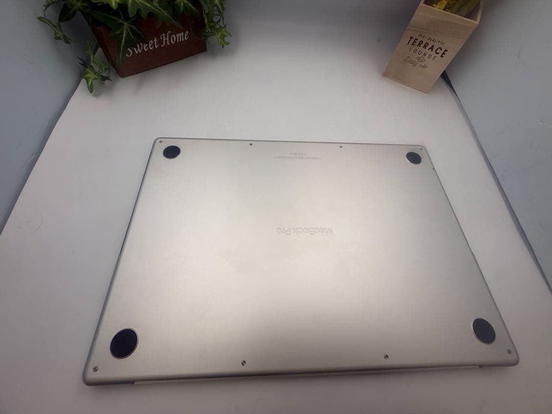 MacBook本体 Macbook pro m1max 16in