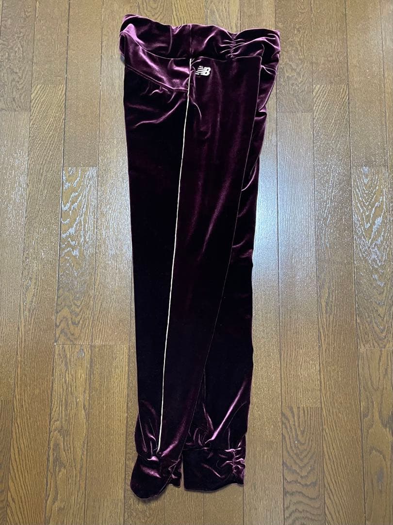 【美品】ニューバランス　ベロア　セットアップ　フルジップアップ＆パンツ　サイズM