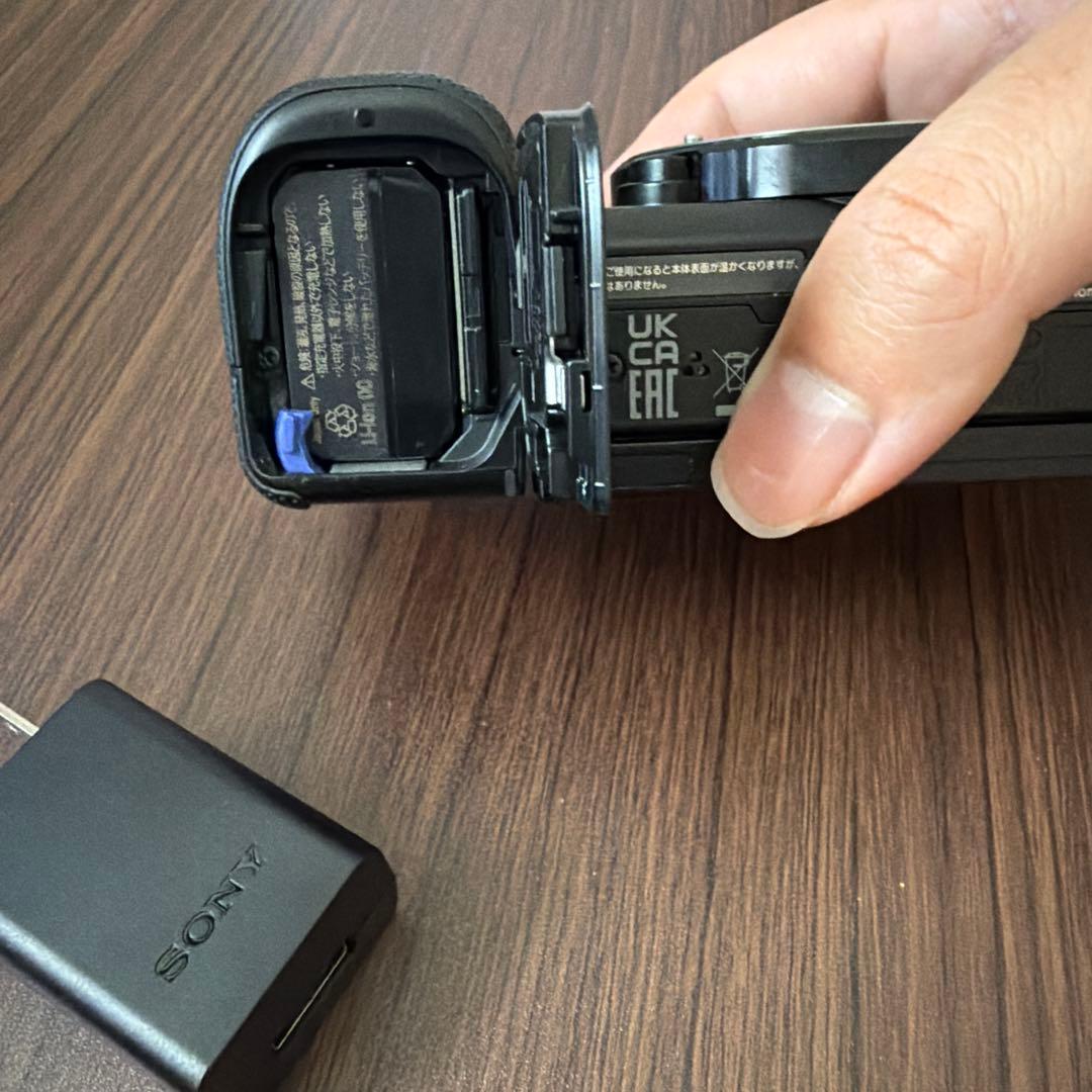 ズ*ン様 Sony VLOGCAM ZV-E10 カメラセット