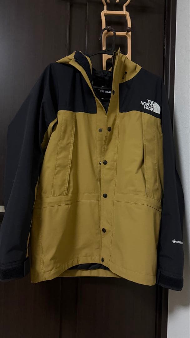 The North Face マウンテンライトジャケット