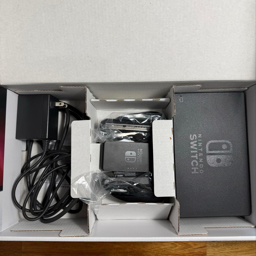 Nintendo Switch 初期型本体（箱入り）