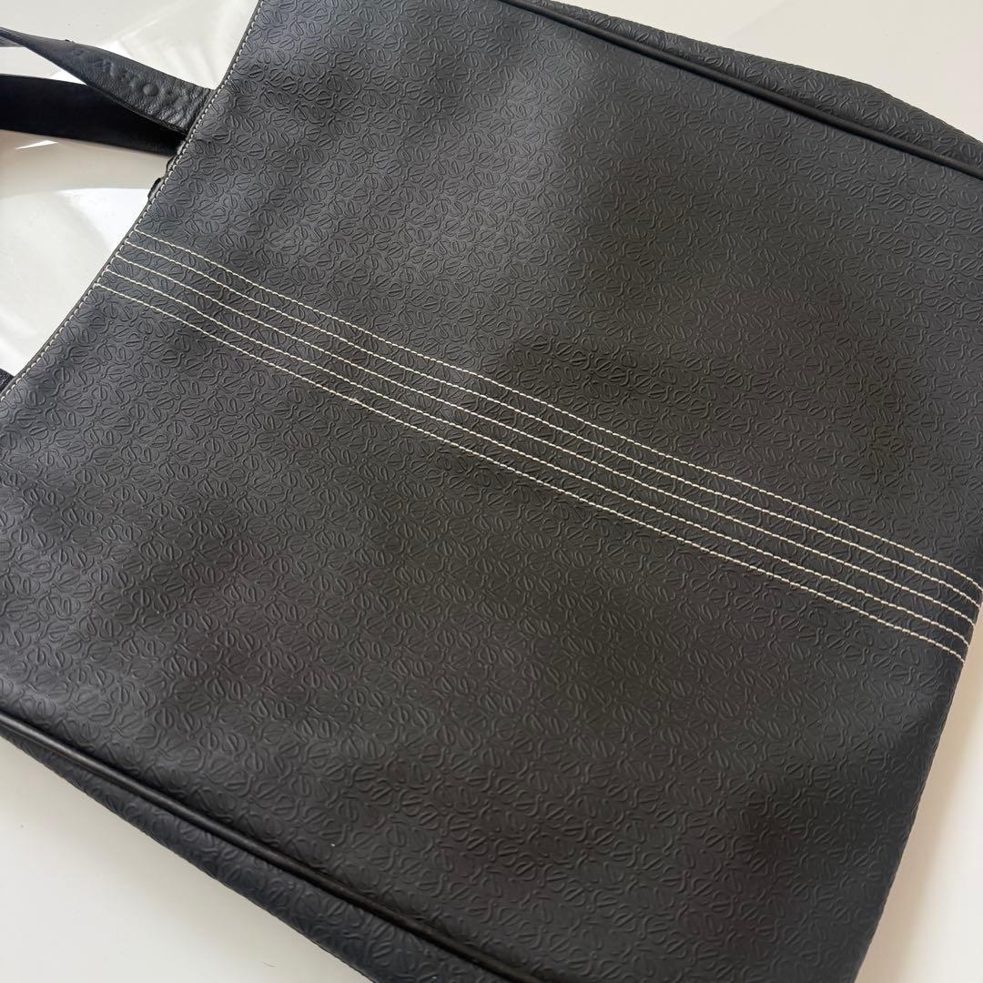 ロエベ　リピートアナグラムトートバッグ　ブラック　A4可　PVC 総柄　ロゴ