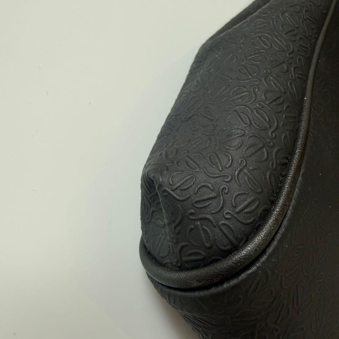 ロエベ　リピートアナグラムトートバッグ　ブラック　A4可　PVC 総柄　ロゴ