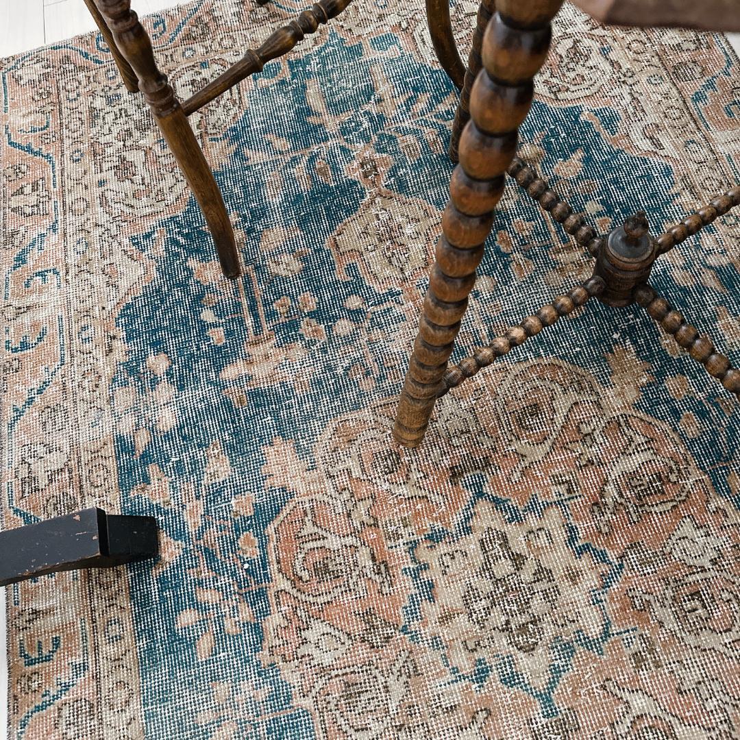 トルコ ヴィンテージラグ A119 レア ネイビー アプリコット ベージュ