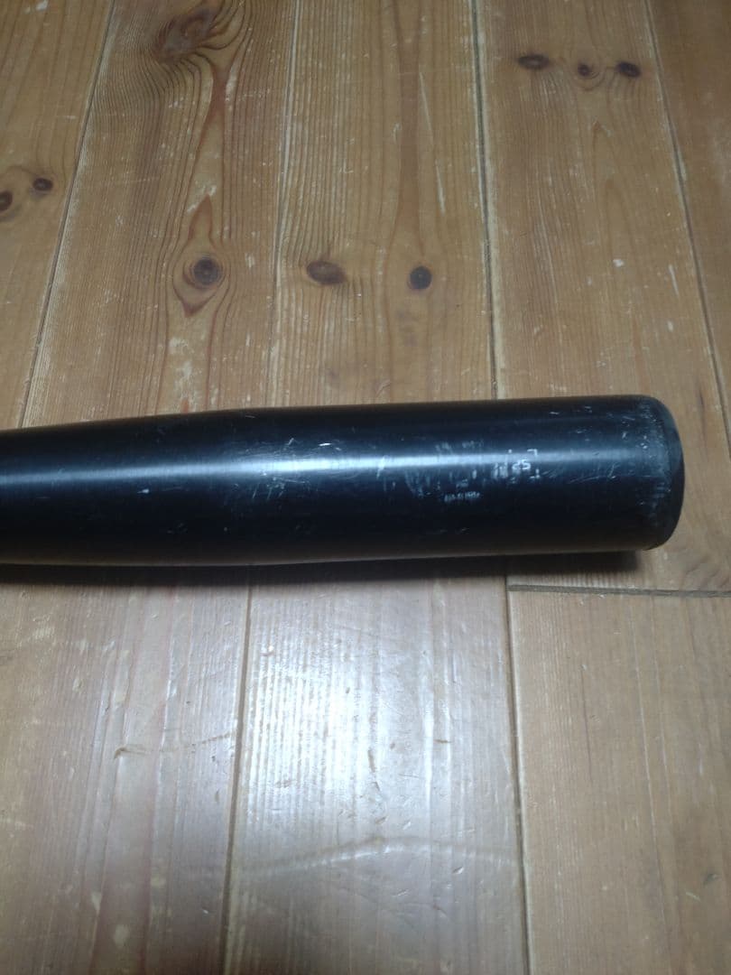 中学硬式用 イーストン BLACK MAGIC 82cm 760g