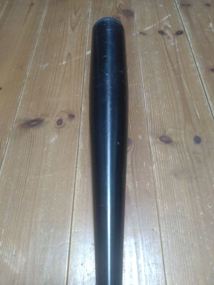 中学硬式用 イーストン BLACK MAGIC 82cm 760g