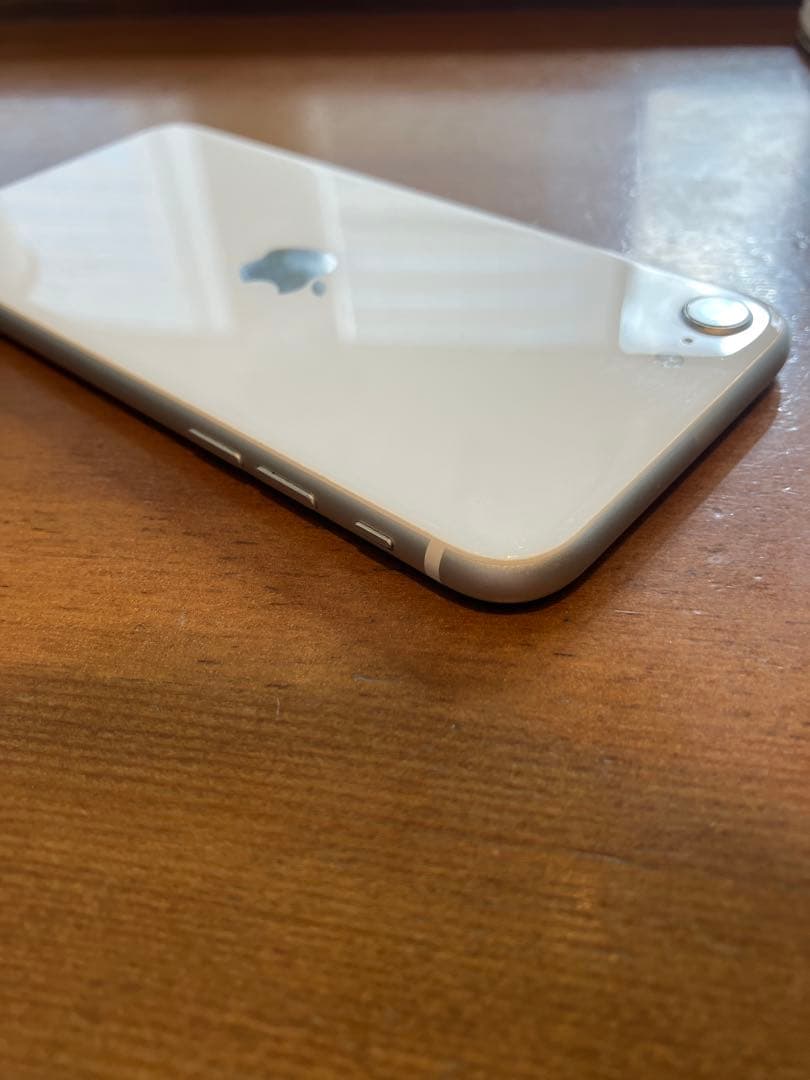 iPhone SE_2 64GB　Ｗｈｉｔｅ