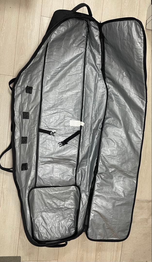 Burton スノーボードバッグ ブラック