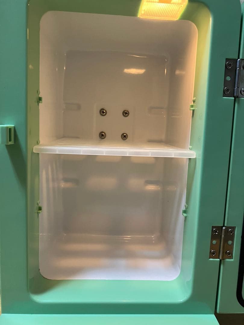 どこでもいっしょ　トロの冷温庫