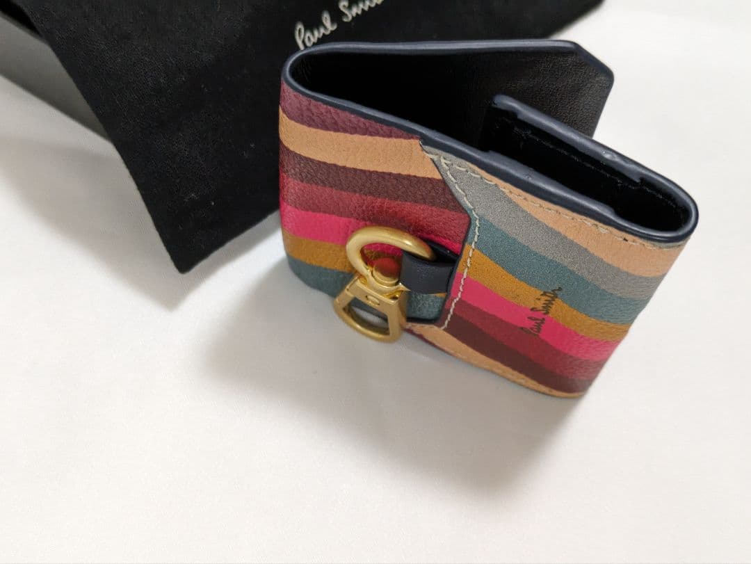 在庫処分【新品SALE】ポールスミスPaul Smith イヤホンケースレインボ