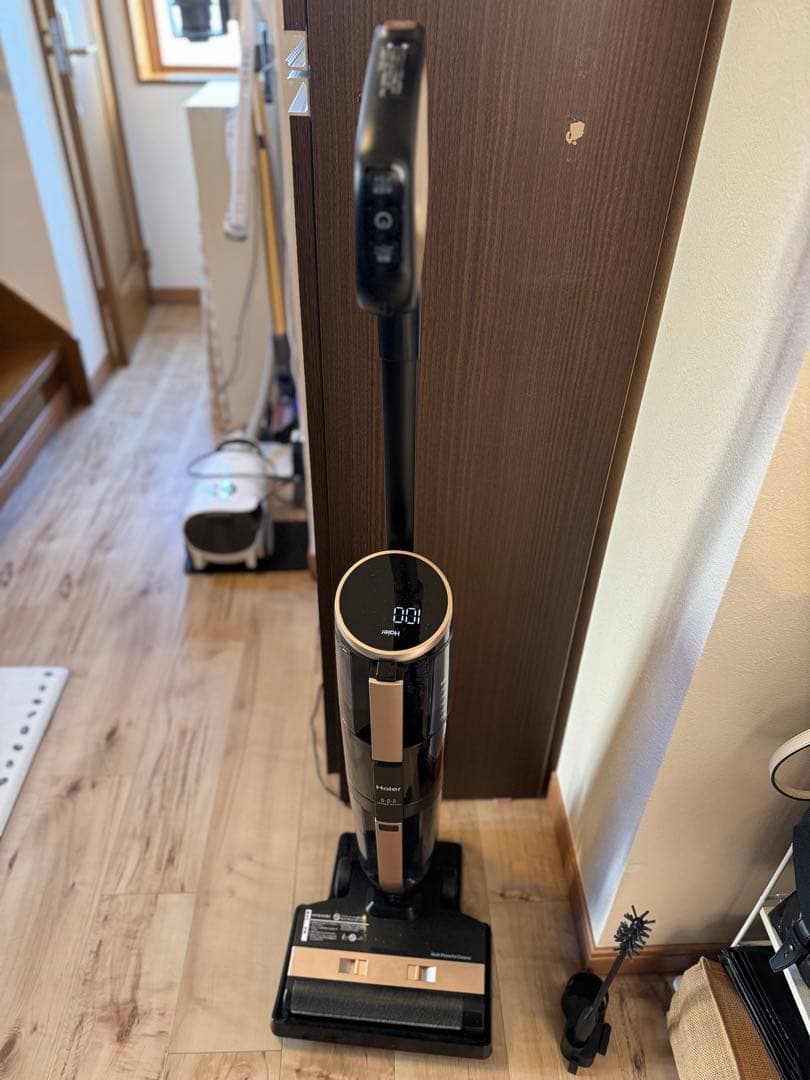 ハイアール(Haier)JC-M1A 吸引式床拭き掃除機