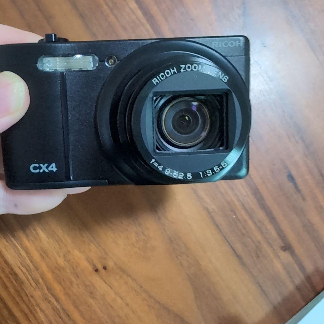 RICOH CX4 デジタルカメラ 本体と付属品