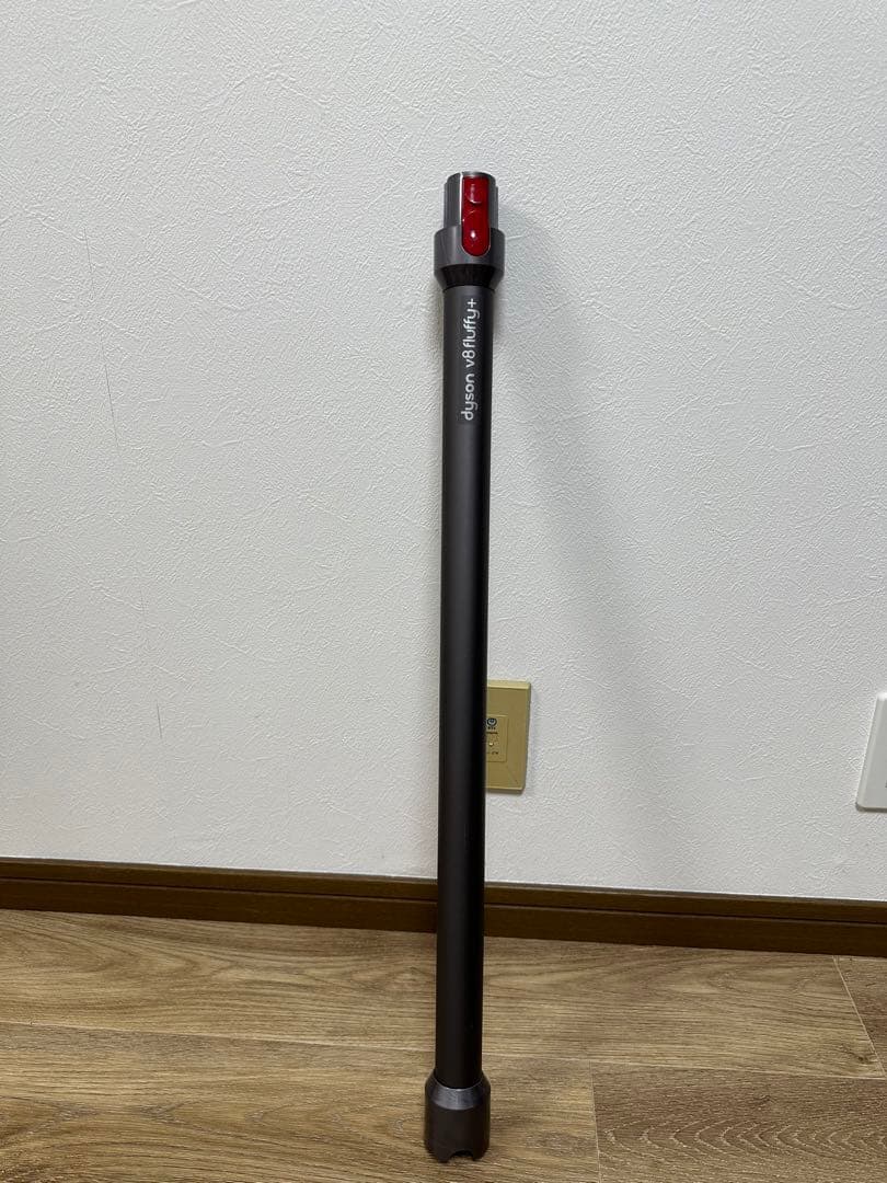 Dyson v8 fluffy+ スティッククリーナー 本体