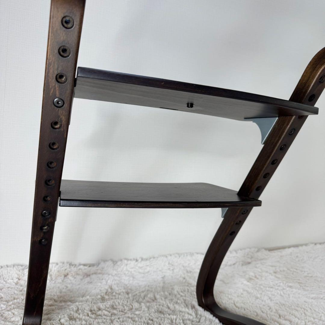 Leander リエンダー ハイチェア 北欧 ウォールナット 木製 ベビーチェア