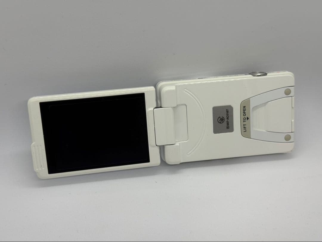 Nikon COOLPIX ホワイト S6900