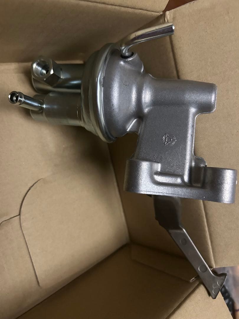 三菱フォークリフト　（ガソリン）KFG25 燃料ポンプ新品