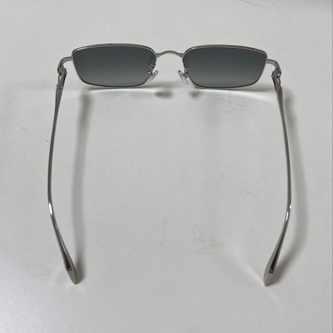 【美品】Charles and Keith サングラス