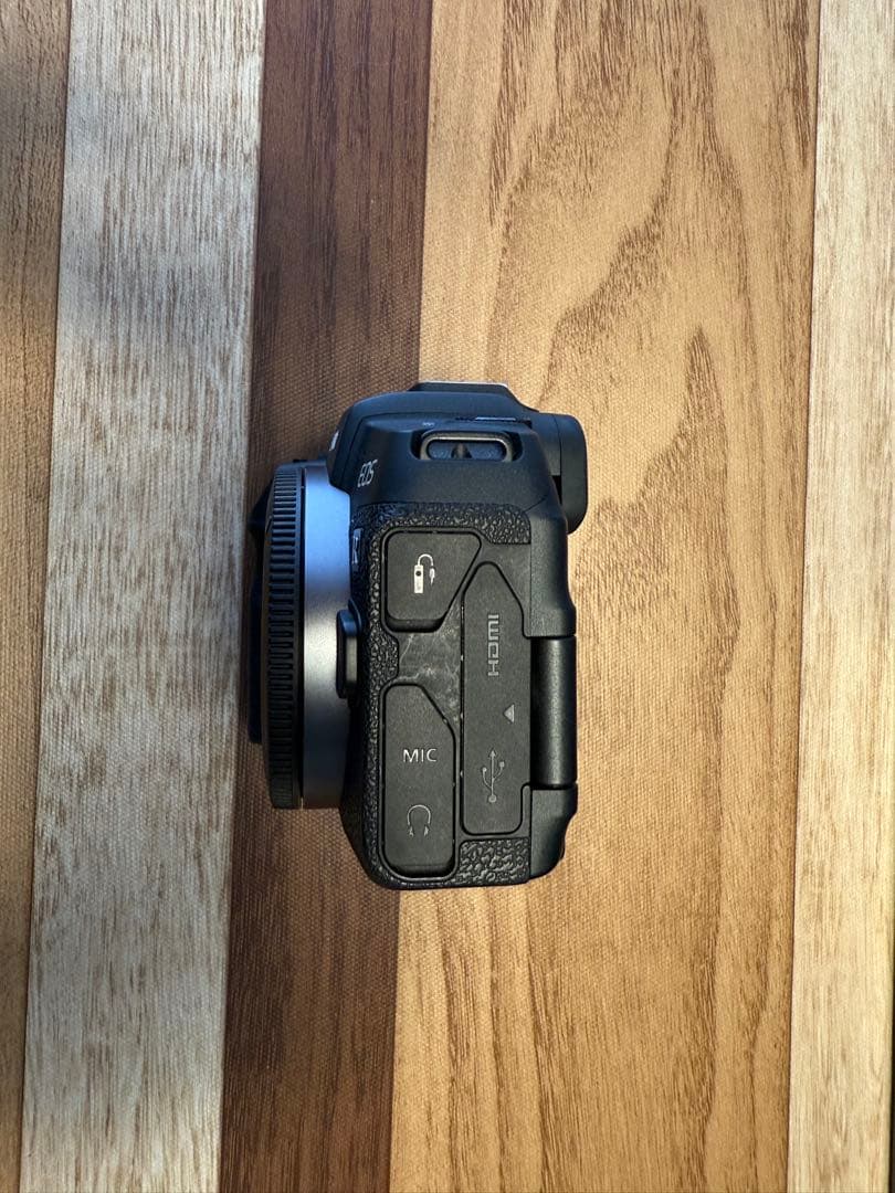 [美品 低シャッター回数]Canon EOS RP 本体