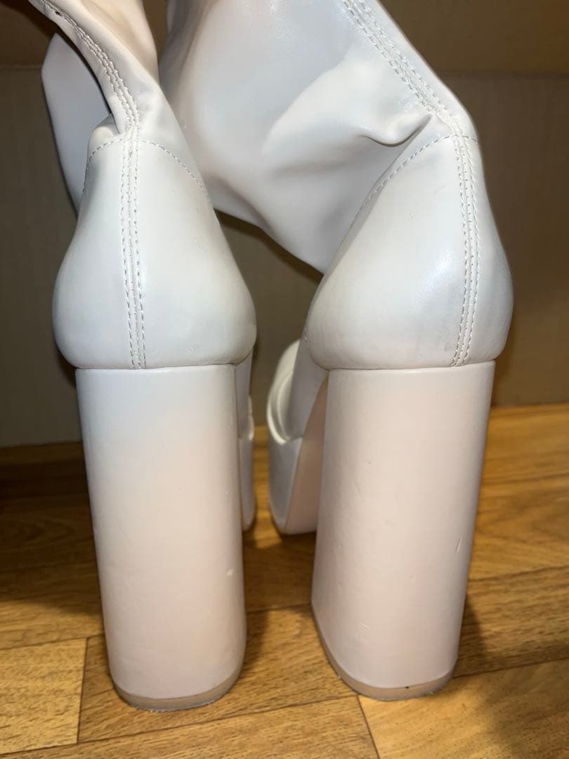 Darich ストレッチレザーロングブーツ アイボリー