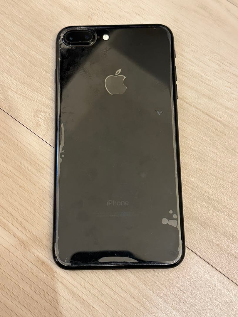 Apple iPhone 7 Plus 128GB ジェットブラック