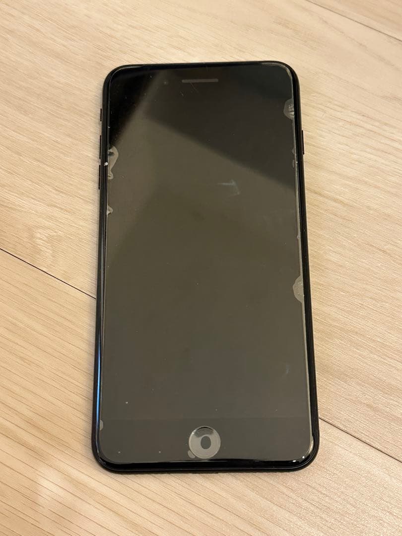 Apple iPhone 7 Plus 128GB ジェットブラック