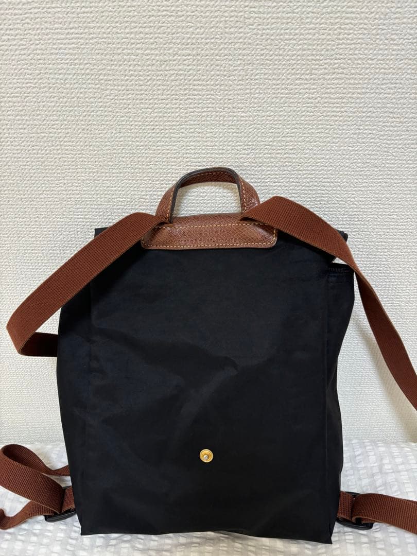 ロンシャン　シンプルな黒のナイロンバックパック