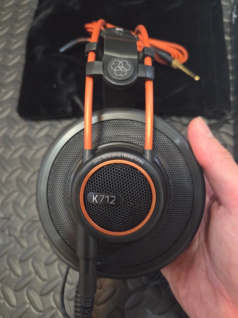 AKG K712 PRO ヘッドホン