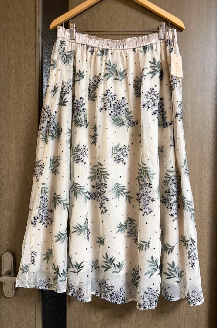 新品タグ付☆ローズティアラミモザ刺繍チュールフレアースカート大きいサイズ46