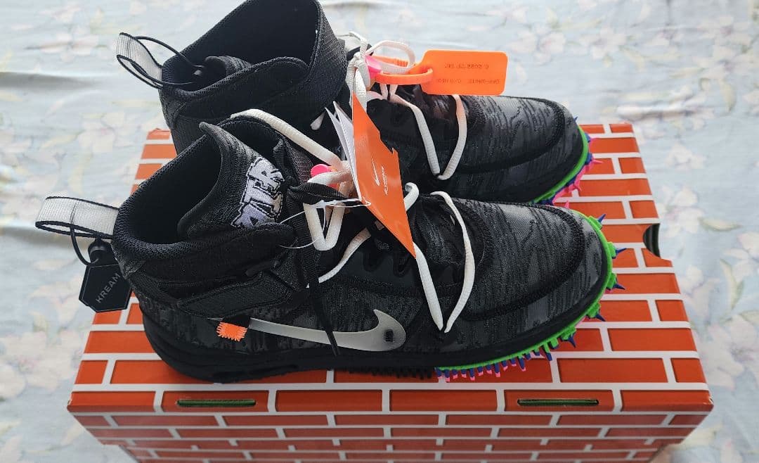 値引【新品】 NIKE　off-whiteエアフォース1 27.5cm　箱付き